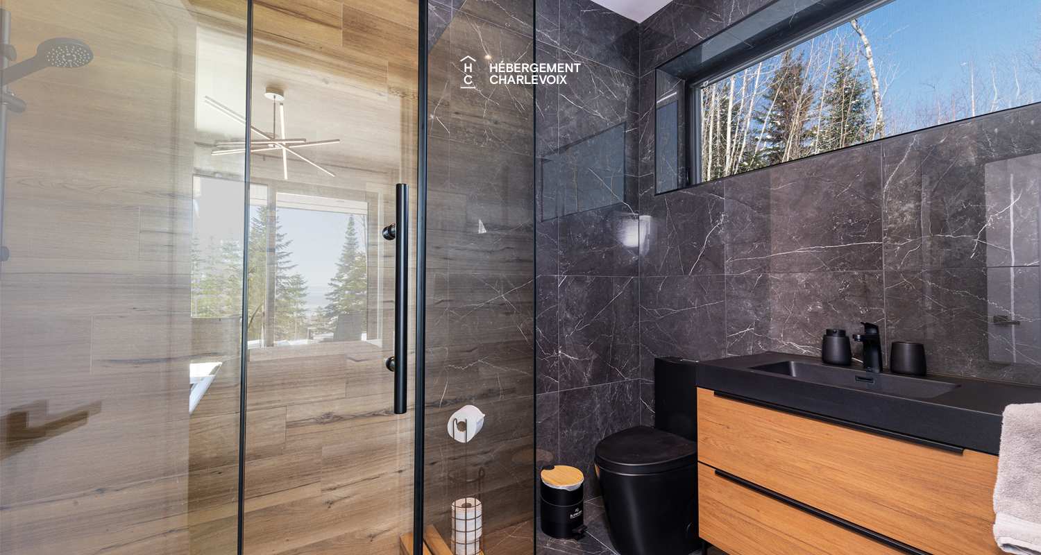 ALT-49 - Villa contemporaine offrant les splendeurs du St-Laurent!